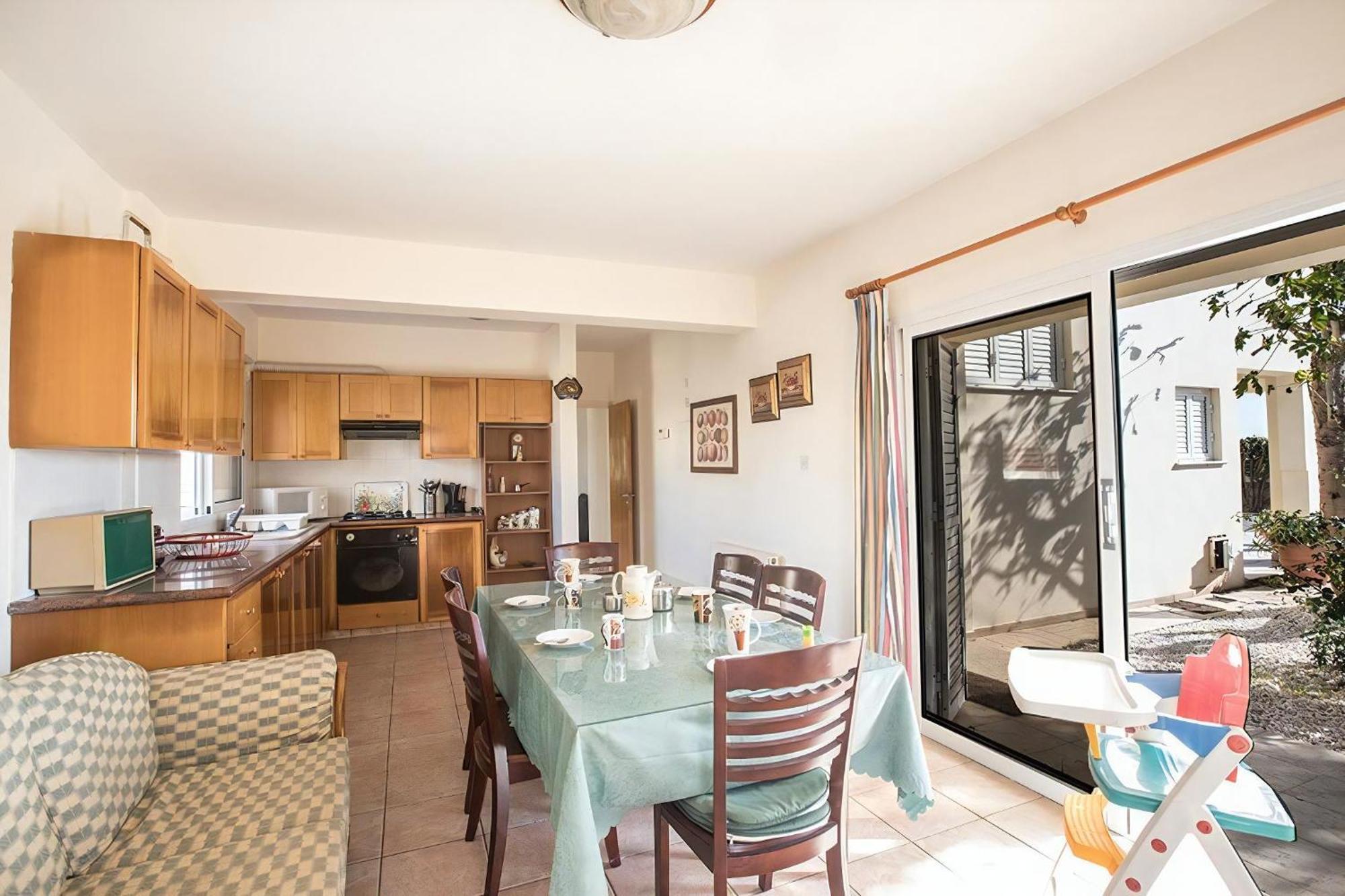 Villa Magusta - Modern 4 Bedroom Ayia Thekla With Pool - Close To The *