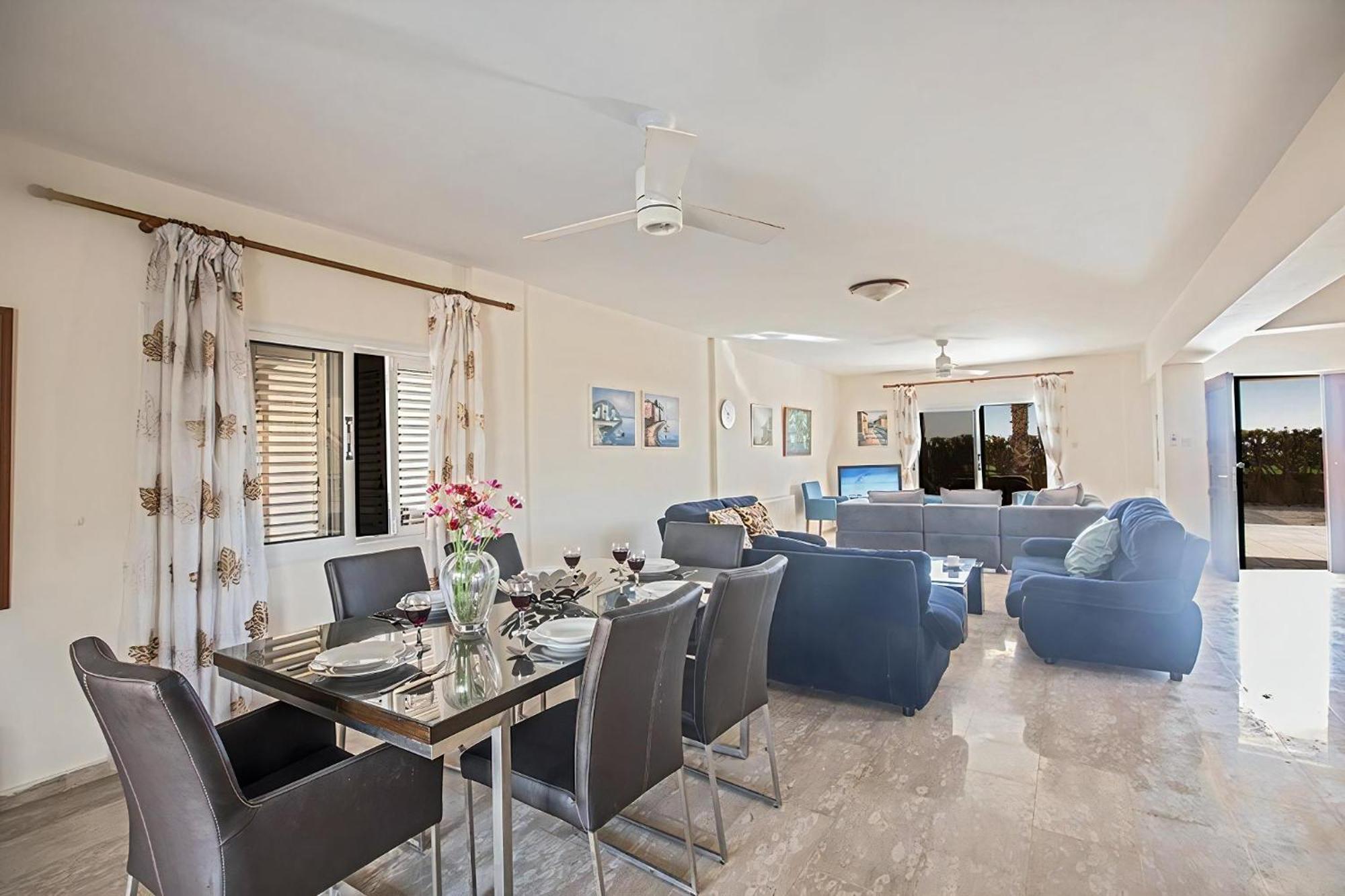 Villa Magusta - Modern 4 Bedroom Ayia Thekla With Pool - Close To The Ayia Napa